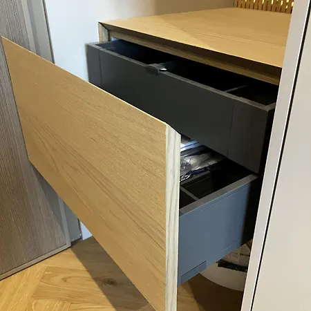 Tech Park - Premium Sofie