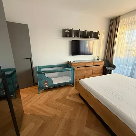 Tech Park - Premium